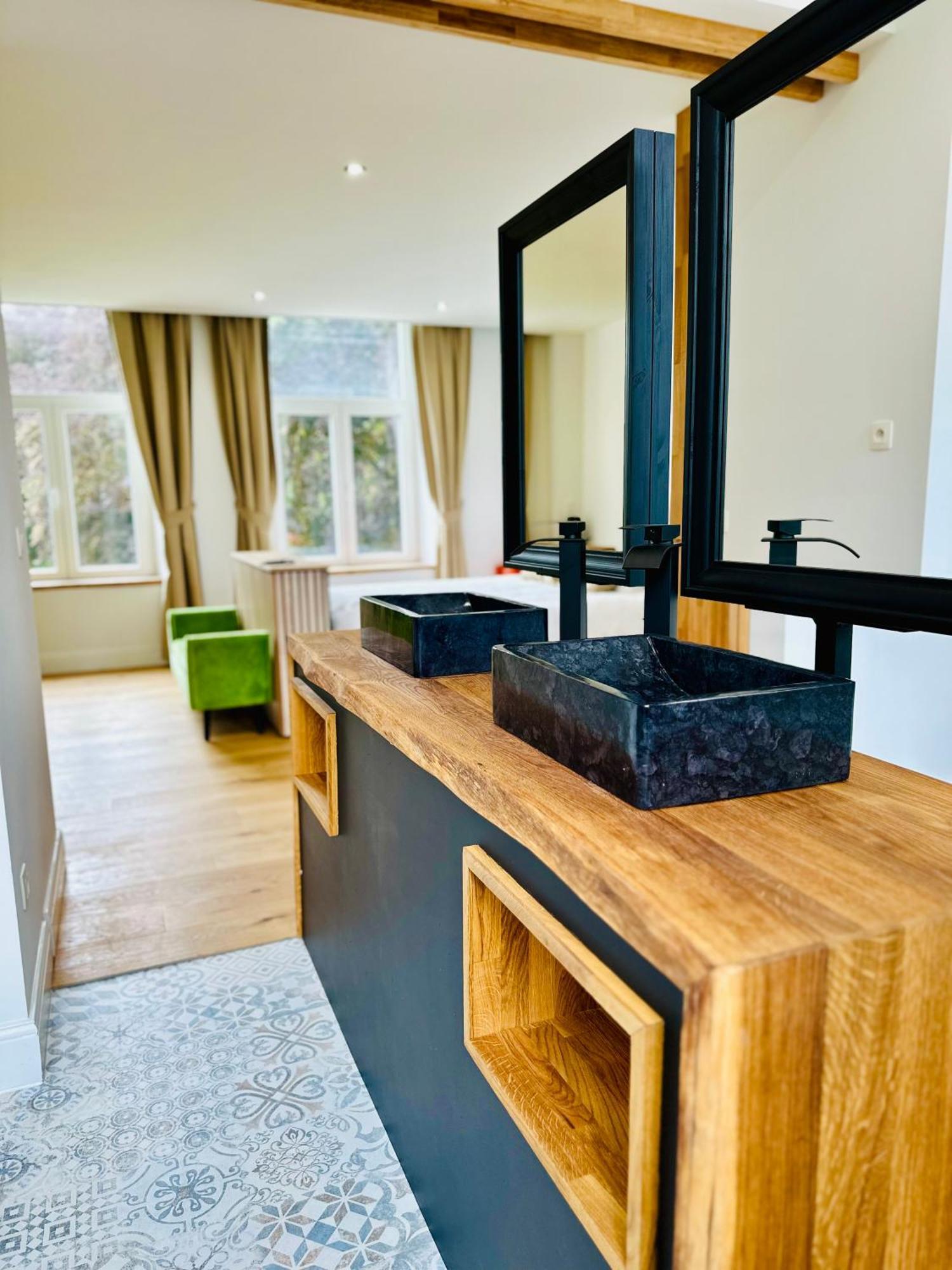 Suite De Luxe Au Chateau 105 Tinlot Extérieur photo